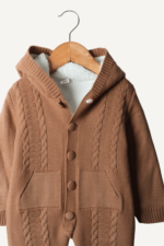 Düğmeli Kapüşonlu Erkek Bebek Triko Tulum - Görsel 3