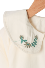 Kız Çocuk Bebe Yaka Çiçek Nakışlı Gömlek ve Pantolon İkili Takımı Krem-Yeşil - Görsel 5